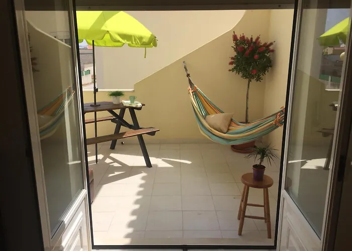 Pineapple Surf House