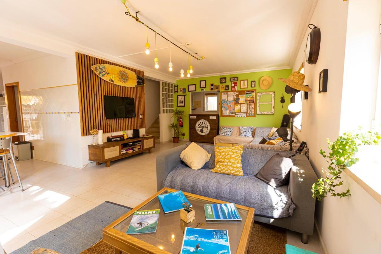Pineapple Surf House Hostel