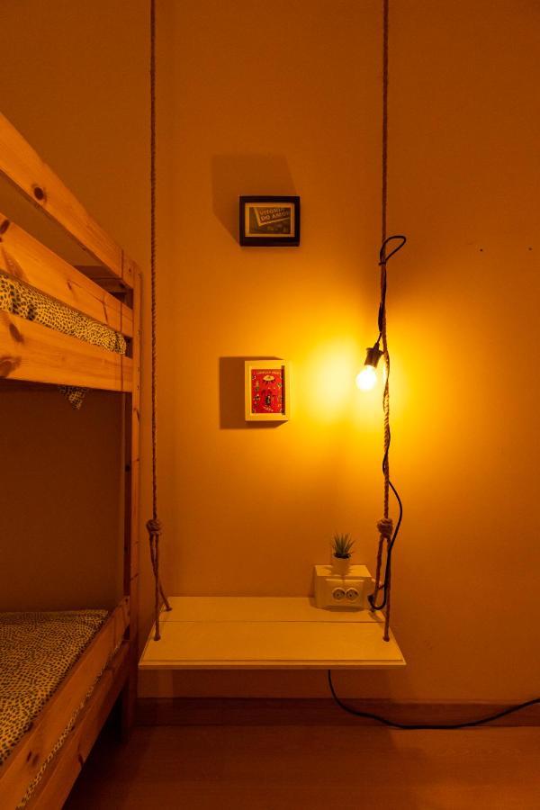 Hostal Pineapple Surf House Atouguia Da Baleia