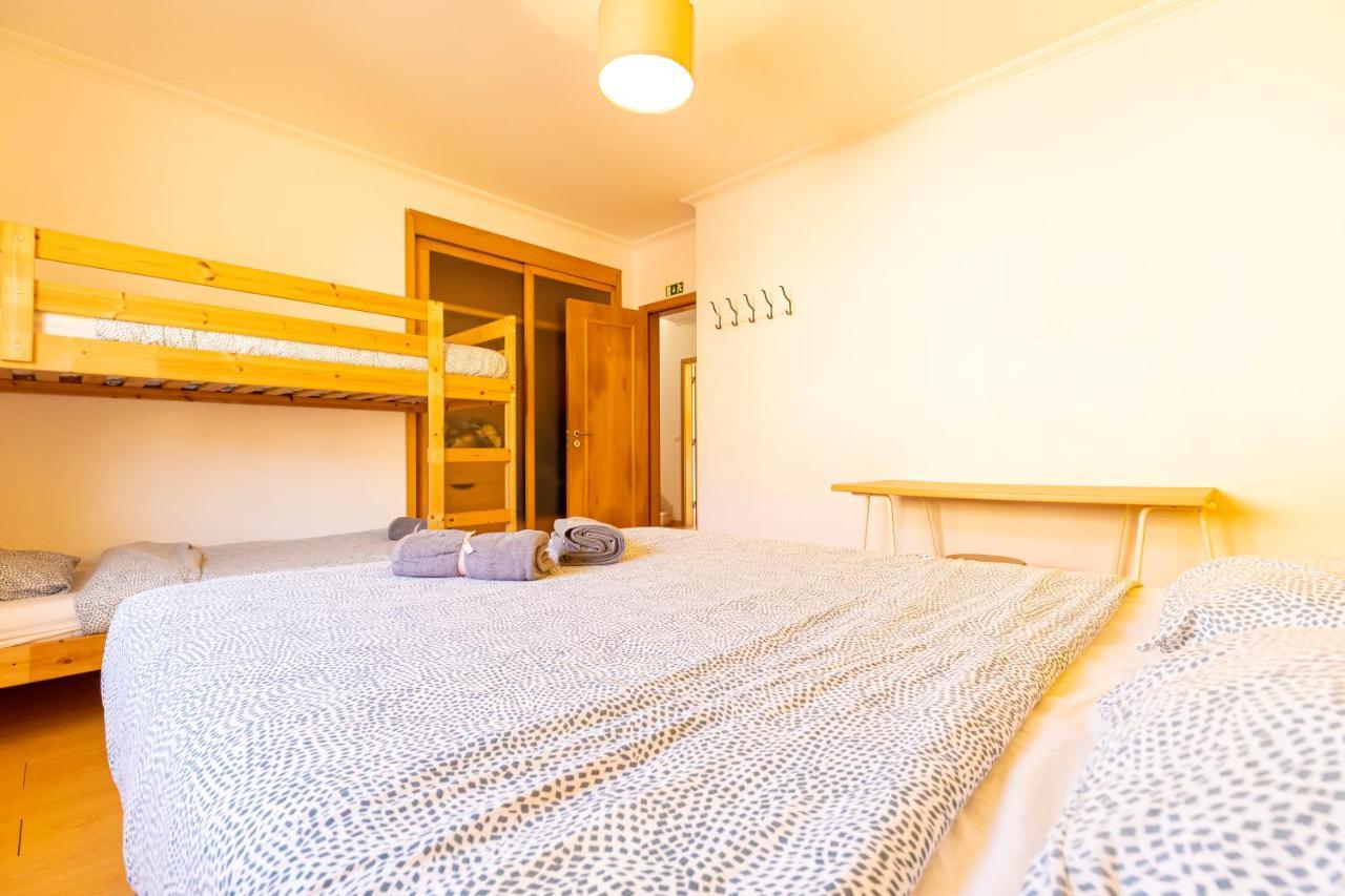 Pineapple Surf House Hostel *
