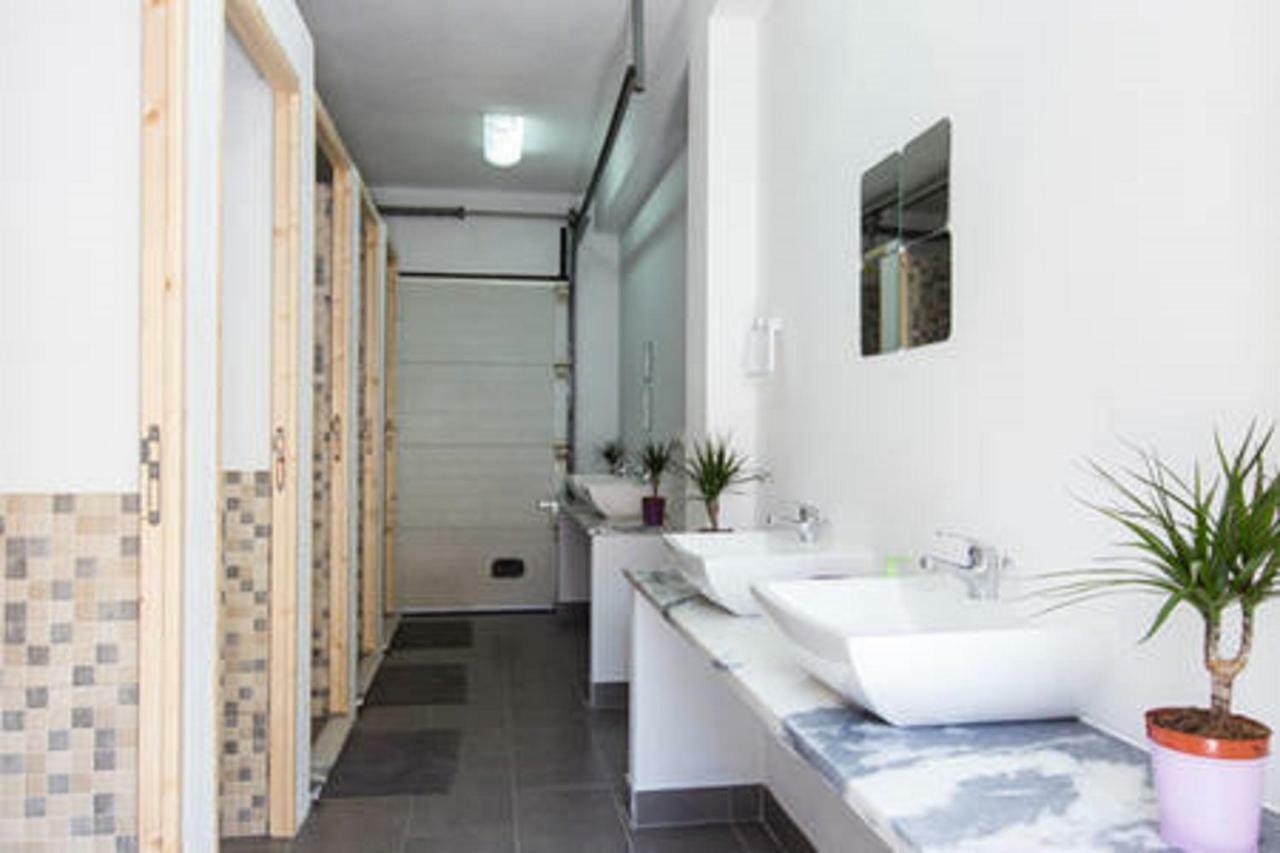 Pineapple Surf House * Atouguia Da Baleia